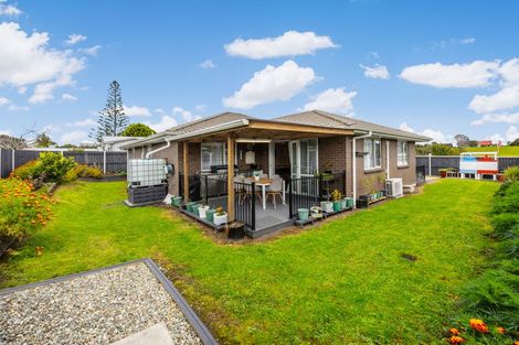 Photo of property in 99 Beatty Road, Pukekohe, 2120