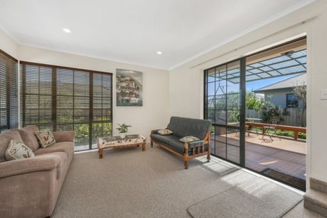 Photo of property in 11 Chapel Hill, Rototuna, Hamilton, 3210