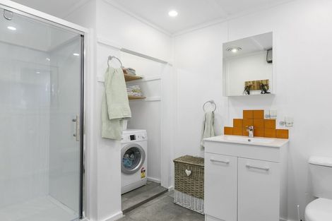 Photo of property in 25 Adderley Terrace, Ravensbourne, Dunedin, 9022