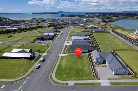 Photo of property in 17 Ridge Drive, Omokoroa, 3114