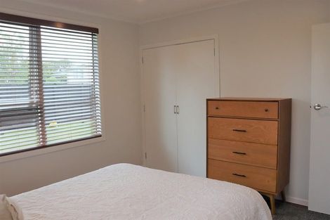 Photo of property in 45 Totara Road, Te Atatu Peninsula, Auckland, 0610