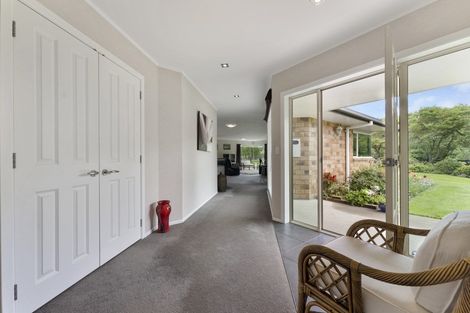 Photo of property in 271 Richmond Road, Lepperton, New Plymouth, 4373