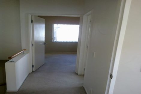 Photo of property in 20 Kirikiri Lane, East Tamaki, Auckland, 2013