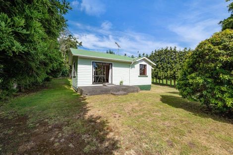 Photo of property in 19 Standish Road, Toko, Stratford, 4392