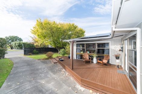 Photo of property in 14 Pitama Road, Awapuni, Palmerston North, 4412
