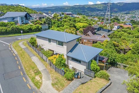 Photo of property in 114 Tirohanga Road, Tirohanga, Lower Hutt, 5010