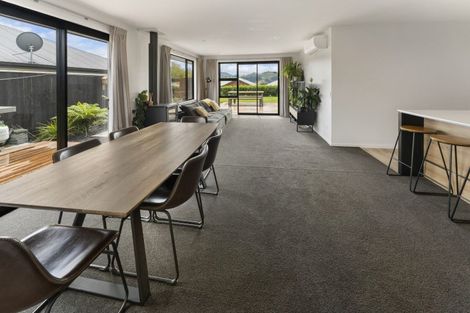 Photo of property in 11 Huntaway Close, Stoke, Nelson, 7011