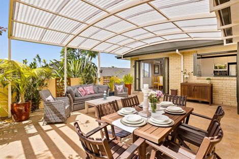 Photo of property in 29 San Bernadino Drive, Henderson, Auckland, 0612