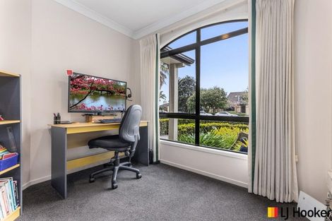 Photo of property in 9 Crannich Place, Wattle Downs, Auckland, 2103