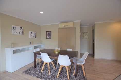 Photo of property in 24 View Ridge Drive, Ranui, Auckland, 0612