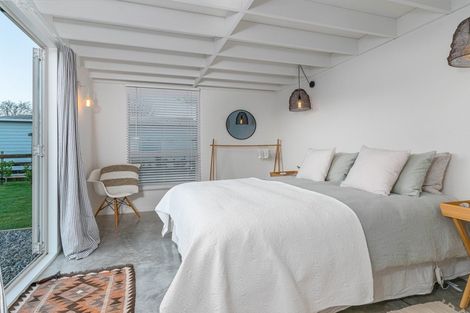 Photo of property in 6 Portland Road, Carterton, 5713