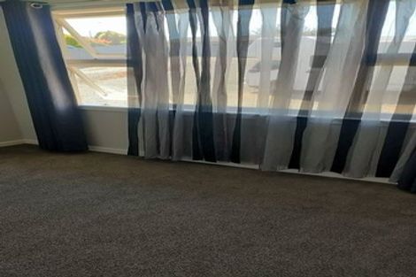 Photo of property in 6-8a Avenue Road, West End, Timaru, 7910