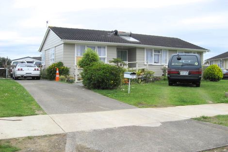 Photo of property in 33 Vickers Crescent, Mangere, Auckland, 2022