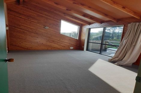 Photo of property in 152 Lone Kauri Road, Karekare, New Lynn, 0772