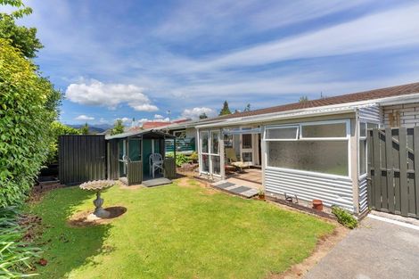 Photo of property in 37 Kent Street, Levin, 5510