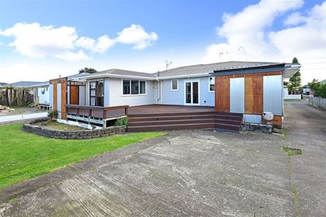 Photo of property in 33 Hill Crescent, Papakura, 2110