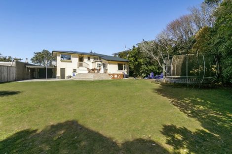 Photo of property in 301 Dowse Drive, Maungaraki, Lower Hutt, 5010