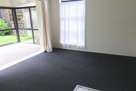 Photo of property in 4 Fantail Court, Orewa, 0931