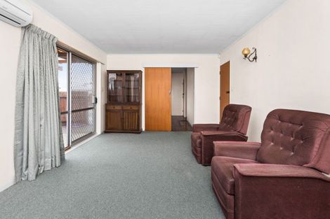 Photo of property in 2/24 Oxford Street, Taradale, Napier, 4112