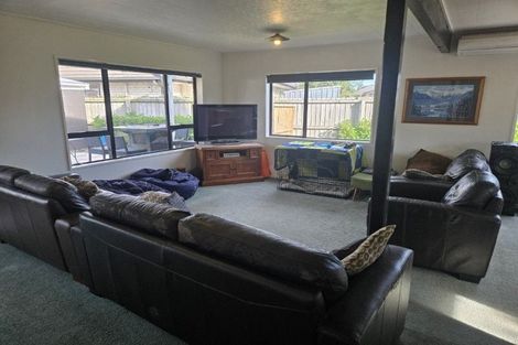 Photo of property in 1/130 Middlepark Road, Sockburn, Christchurch, 8042