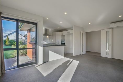 Photo of property in 9 Bamber Crescent, Halswell, Christchurch, 8025