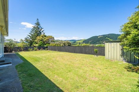 Photo of property in 104 Tilley Road, Paekakariki, 5034