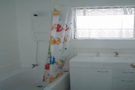 Photo of property in 1/18 Trevor Hosken Drive, Wiri, Auckland, 2104