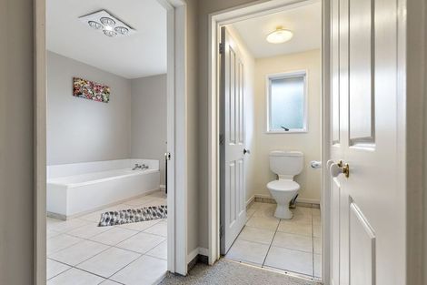 Photo of property in 23 Creyke Road, Ilam, Christchurch, 8041