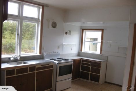 Photo of property in 24 Stone Street, Miramar, Wellington, 6022