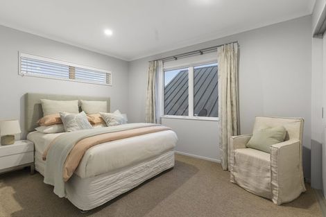 Photo of property in 9 Tuatini Place, Long Bay, Auckland, 0630