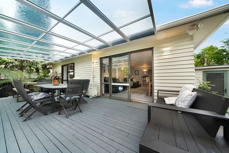 Photo of property in 2 Riserra Drive, Ranui, Auckland, 0612