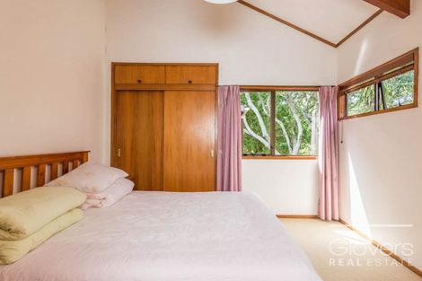 Photo of property in 58a Lantana Road, Green Bay, Auckland, 0604