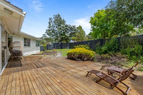 Photo of property in 1 Cunliffe Place, Glenfield, Auckland, 0629