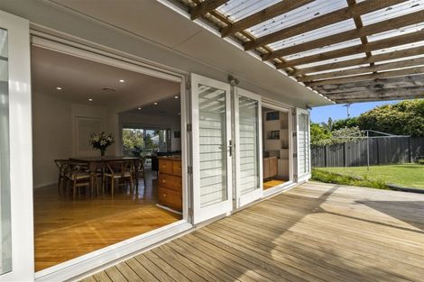 Photo of property in 50 Northboro Road, Belmont, Auckland, 0622