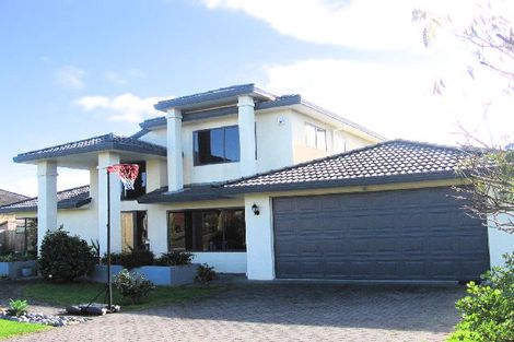 Photo of property in 12 Jade Court, Rosedale, Auckland, 0632