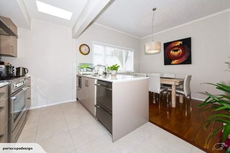 Photo of property in 40 Roberton Road, Avondale, Auckland, 1026