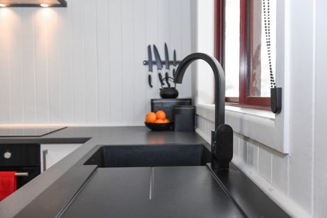 Photo of property in 2 Second Avenue, Glenbrook, Waiuku, 2681