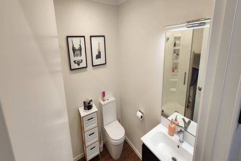 Photo of property in 11 Josland Lane, Wallaceville, Upper Hutt, 5018