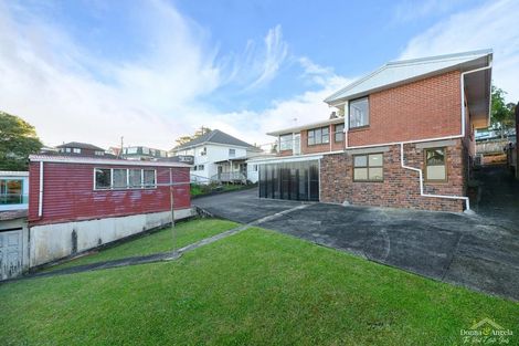 Photo of property in 3 Gill Crescent, Blockhouse Bay, Auckland, 0600