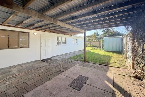 Photo of property in 17 Pandora Place, Pakuranga, Auckland, 2010