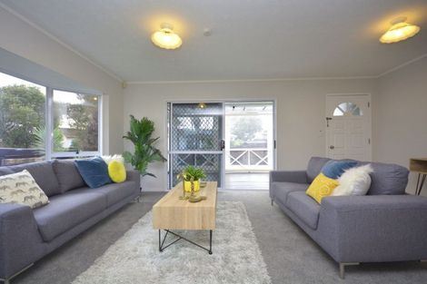Photo of property in 19b Leven Lane, Totara Heights, Auckland, 2105