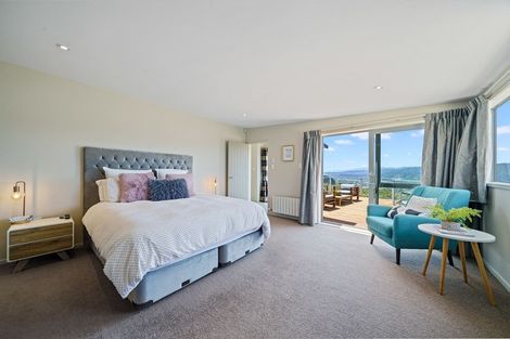 Photo of property in 34 Arahiwi Grove, Tirohanga, Lower Hutt, 5010