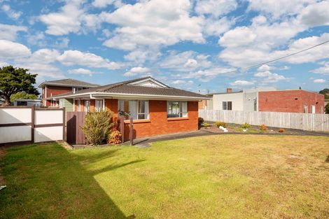 Photo of property in 1/203 Mount Albert Road, Wesley, Auckland, 1025