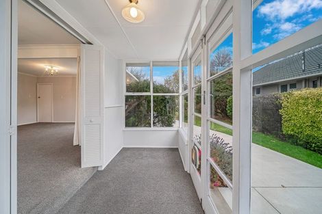 Photo of property in 10 Burnside Crescent, Burnside, Christchurch, 8053