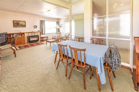 Photo of property in 46 Hadfield Crescent, College Estate, Whanganui, 4500