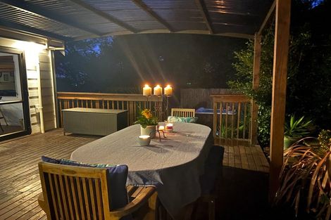 Photo of property in 6 Puketiro Place, Paihia, 0200