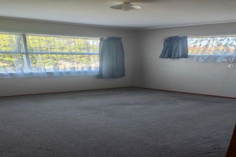 Photo of property in 2 Pandora Place, Pakuranga, Auckland, 2010