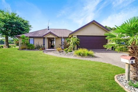 Photo of property in 2 Caulfield Place, Pukehangi, Rotorua, 3015