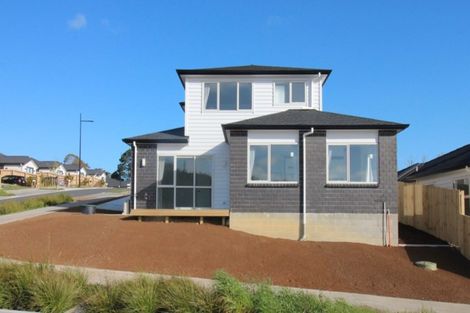 Photo of property in 80 Jeroboam Loop, Kumeu, 0810