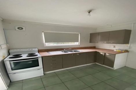 Photo of property in 52 Cramond Drive, Mangere East, Auckland, 2024